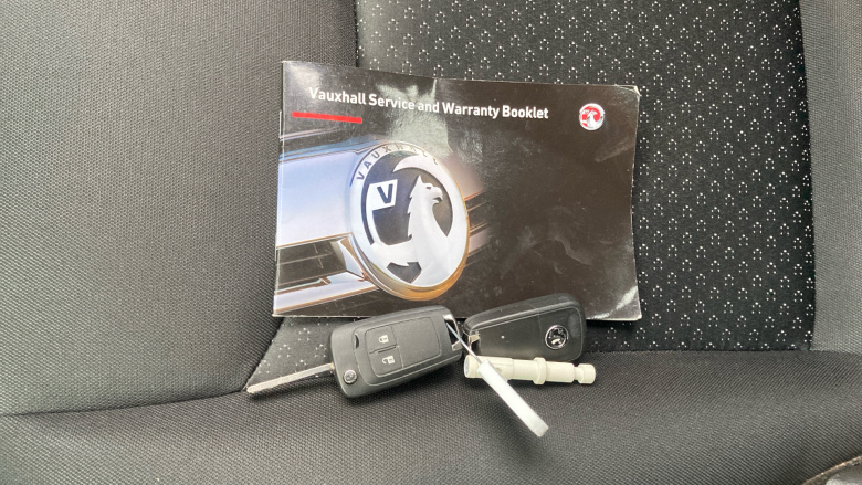 Vauxhall Viva 1.0 SE 5dr [A/C] Petrol Hatchback